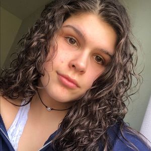 Meet your Posher, Ally